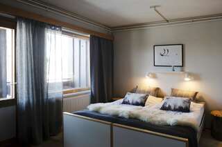 Лоджи Lodge 67°N Lapland Экясломполо Люкс с балконом-2